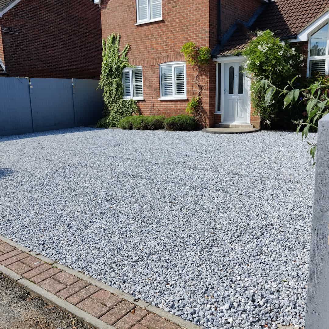 Gravel driveway installers near Arundel