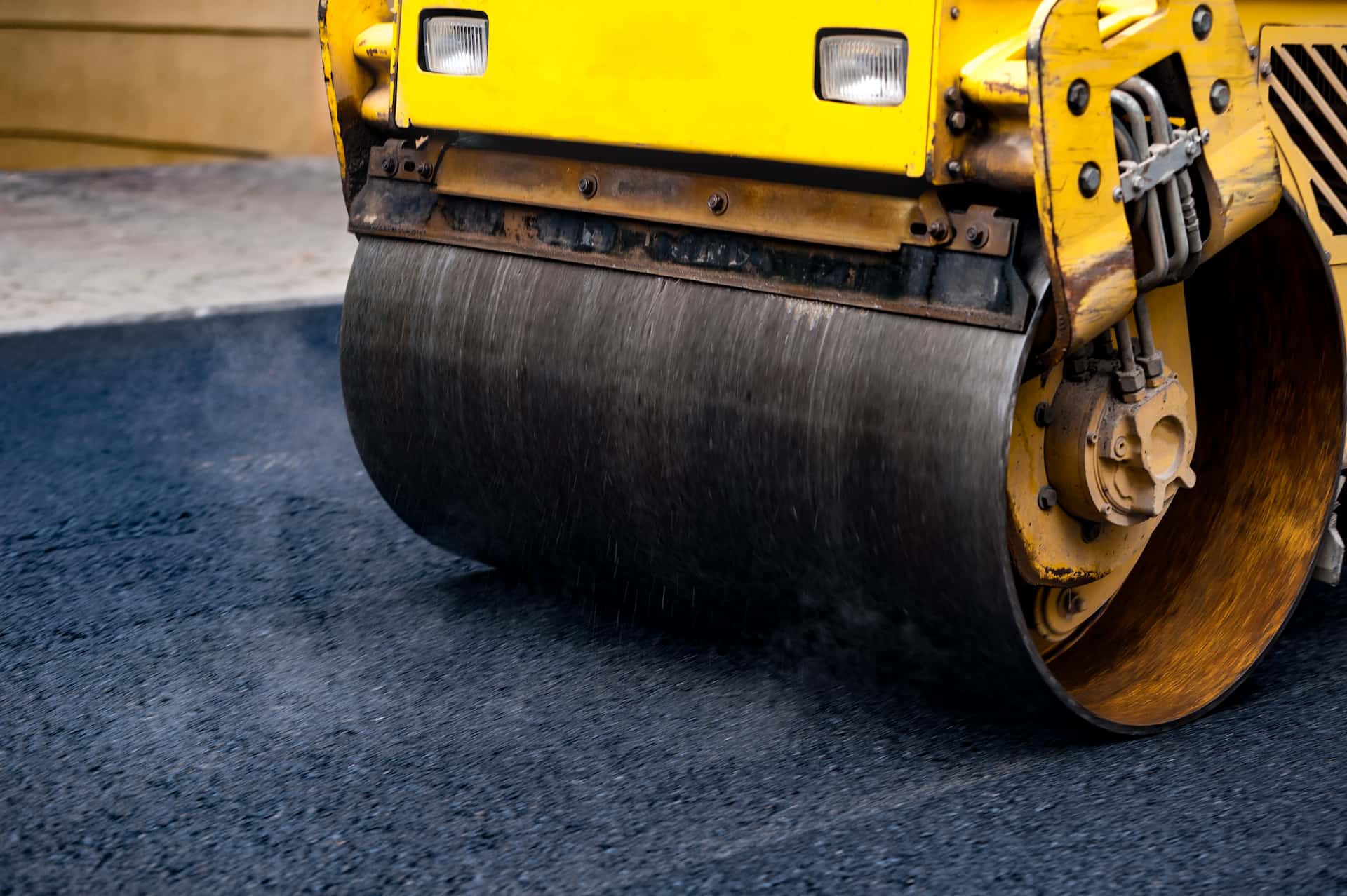 Surfacing contractors near Arundel